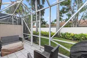 9719 Crescent View Dr S, Boynton Beach, FL 33437 - Photo 29
