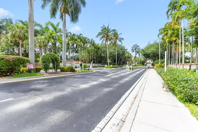 9719 Crescent View Drive S, Boynton Beach, FL 33437 - Photo 33