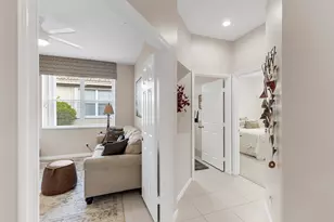 9719 Crescent View Dr S, Boynton Beach, FL 33437 - Photo 5