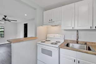 234 NE 14th Ave, Pompano Beach, FL 33060 - Photo 13