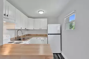 234 NE 14th Ave, Pompano Beach, FL 33060 - Photo 9