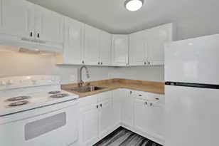 234 NE 14th Ave, Pompano Beach, FL 33060 - Photo 11