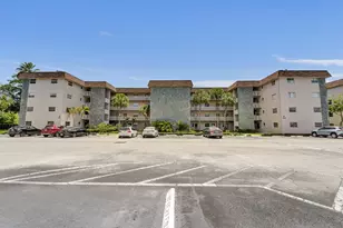 2430 SW 81st Ave, Davie, FL 33324 - Photo 7