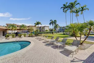 2430 SW 81st Ave, Davie, FL 33324 - Photo 5