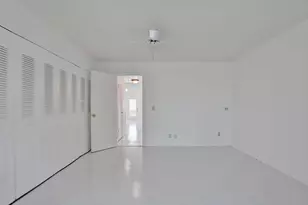 392 Durham Cir, Deerfield Beach, FL 33442 - Photo 11