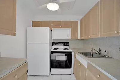 392 Durham Circle #M, Deerfield Beach, FL 33442 - Photo 7