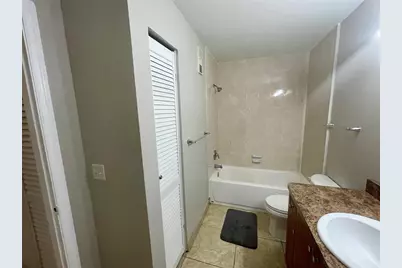 3350 N Pinewalk Dr Drive N #1413, Margate, FL 33063 - Photo 11