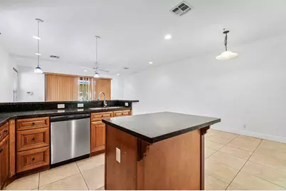 811 S Federal Highway, Lake Worth Beach, FL 33460 - Photo 11