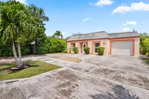306 18th Ave N, Lake Worth Beach, FL 33460 - Photo 1