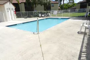 1110 E Lakeview Dr Dr E, Royal Palm Beach, FL 33411 - Photo 21
