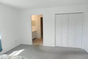 1110 E Lakeview Dr Dr E, Royal Palm Beach, FL 33411 - Photo 13