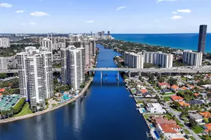 19101 NE 36th Ct, Aventura, FL 33180 - Photo 3