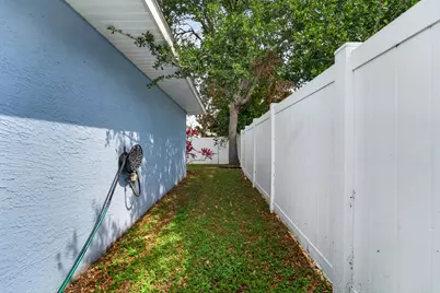 706 Osceola Avenue, Fort Pierce, FL 34982 - Photo 27