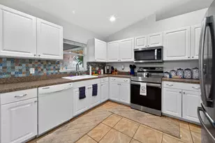 706 Osceola Ave, Fort Pierce, FL 34982 - Photo 13