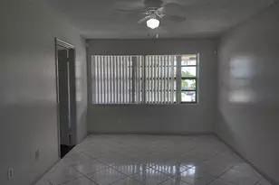 1322 Pines Ln, West Palm Beach, FL 33415 - Photo 7