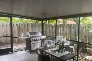 1322 Pines Ln, West Palm Beach, FL 33415 - Photo 11