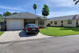 1322 Pines Ln, West Palm Beach, FL 33415 - Photo 35