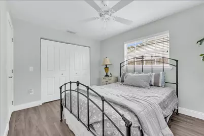 9860 NW 3rd Street, Pembroke Pines, FL 33024 - Photo 17