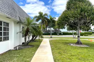 2638 Gately Dr E, West Palm Beach, FL 33415 - Photo 43