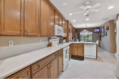 22582 Meridiana Drive, Boca Raton, FL 33433 - Photo 13