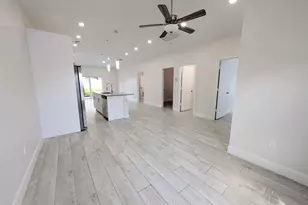 1562-1566 W 26th Ct, Riviera Beach, FL 33404 - Photo 5