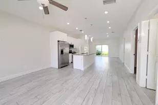 1562-1566 W 26th Ct, Riviera Beach, FL 33404 - Photo 9