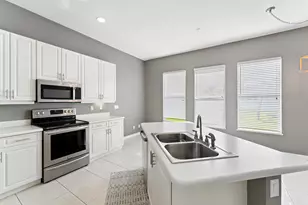 10640 SW Waterway Ln, Port Saint Lucie, FL 34987 - Photo 21