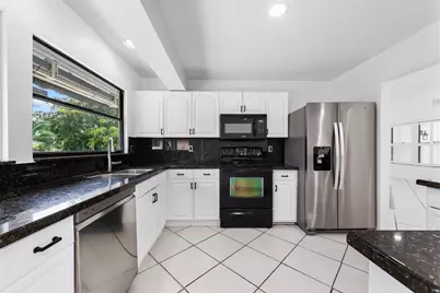9718 Lancaster Place, Boca Raton, FL 33434 - Photo 5