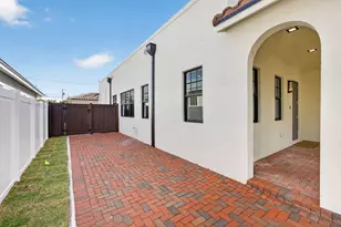1013 Ardmore Rd, West Palm Beach, FL 33401 - Photo 5