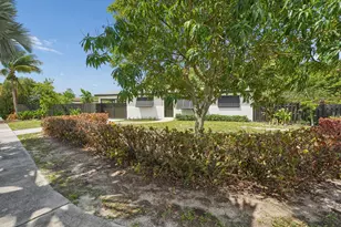 1527 Live Oak Dr, West Palm Beach, FL 33415 - Photo 35