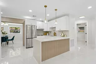 1527 Live Oak Dr, West Palm Beach, FL 33415 - Photo 3