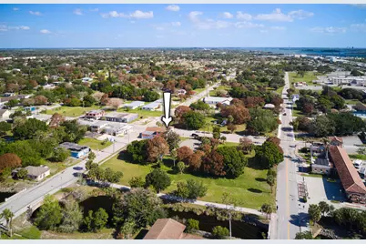 464 N 9th Street, Fort Pierce, FL  - Photo 7