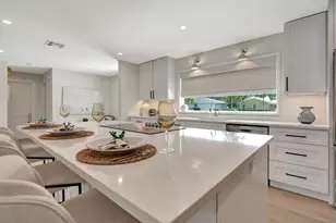 359 Beacon St, Tequesta, FL 33469 - Photo 13