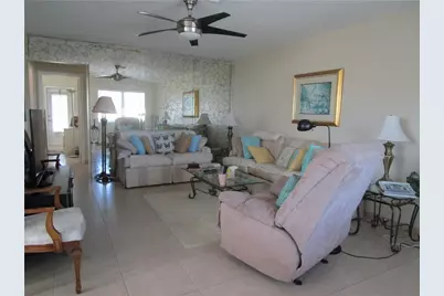 2000 NE 51st Court #201, Fort Lauderdale, FL 33308 - Photo 1