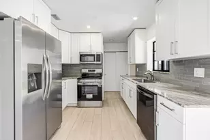 101 NE 57th Ct, Fort Lauderdale, FL 33334 - Photo 15