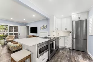 1025 Casuarina Rd, Delray Beach, FL 33483 - Photo 9