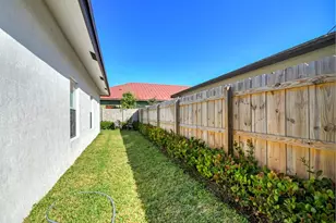 1566 W 26th Ct, Riviera Beach, FL 33404 - Photo 13