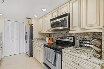 859 Jeffery Street #506, Boca Raton, FL 33487 - Photo 7