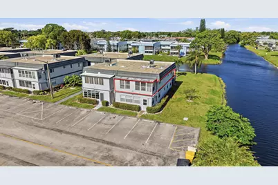 384 Saxony H, Delray Beach, FL 33446 - Photo 35