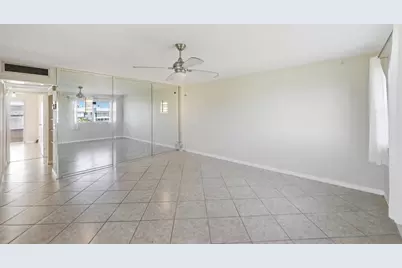 384 Saxony H, Delray Beach, FL 33446 - Photo 9