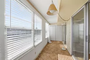 384 Saxony H, Delray Beach, FL 33446 - Photo 23