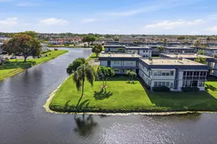 384 Saxony H, Delray Beach, FL 33446 - Photo 39