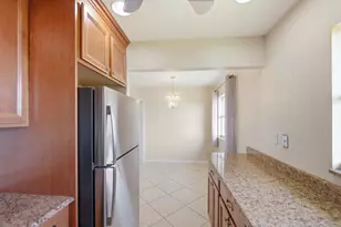 384 Saxony H, Delray Beach, FL 33446 - Photo 13