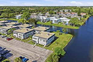 384 Saxony H, Delray Beach, FL 33446 - Photo 37