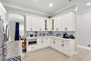 123 Bilbao St, Royal Palm Beach, FL 33411 - Photo 13