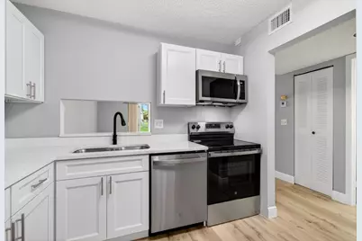 5340 Las Verdes Cr Las Verdes Circle #109, Delray Beach, FL 33484 - Photo 25