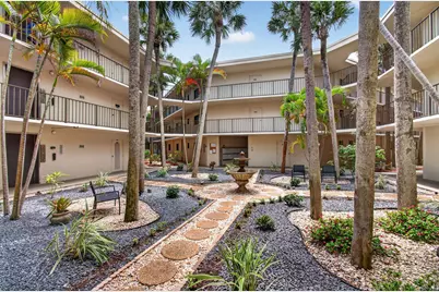 5340 Las Verdes Cr Las Verdes Circle #109, Delray Beach, FL 33484 - Photo 9