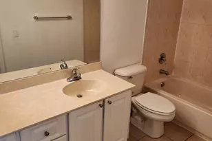 731 N Pine Island Rd, Plantation, FL 33324 - Photo 9