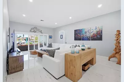 380 SE 5th Avenue, Pompano Beach, FL 33060 - Photo 11