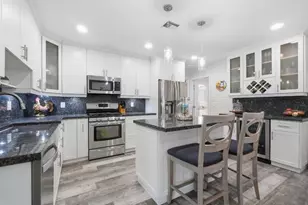 380 SE 5th Ave, Pompano Beach, FL 33060 - Photo 23